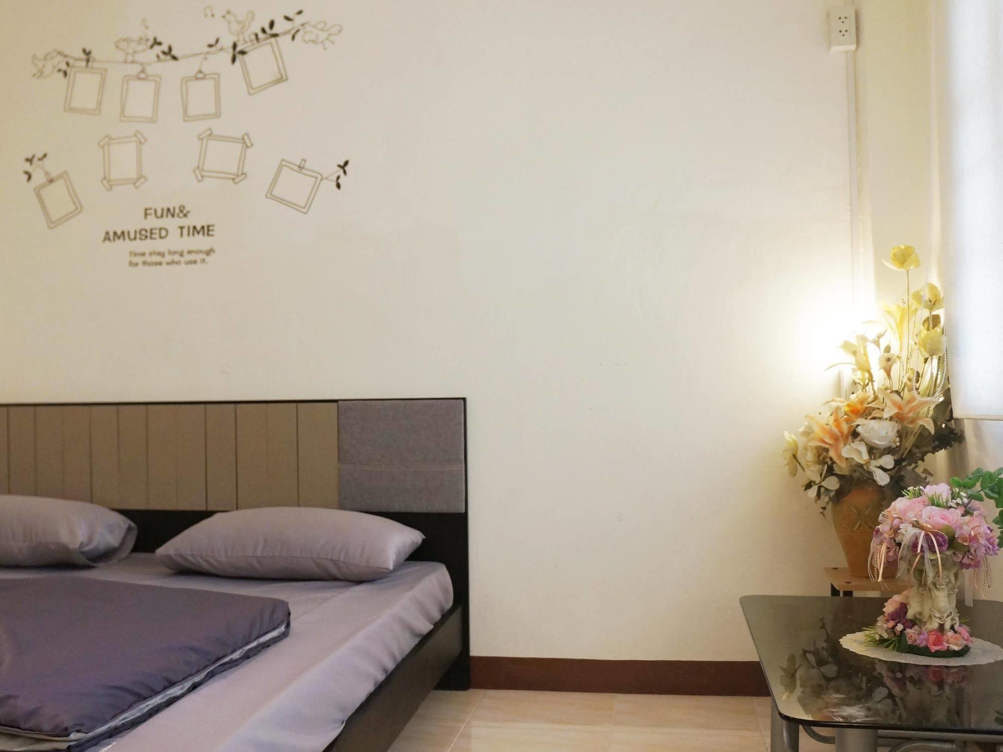 Wake Up Hostel Bangkok Banguecoque Exterior foto